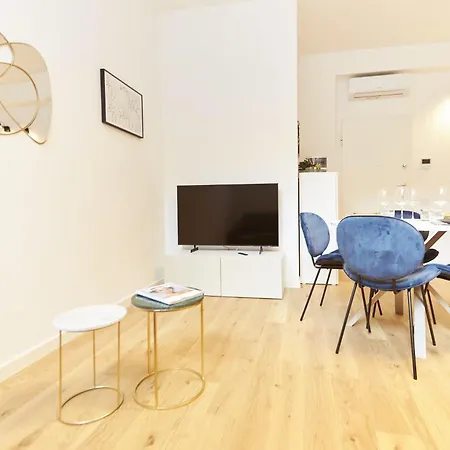 Urban Flats - Center